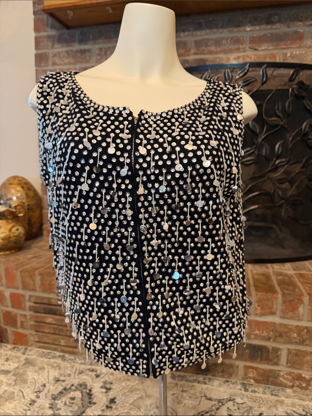 Vintage Royal Lynne Hong Kong Beaded Sequin Vest Top Black Silver L